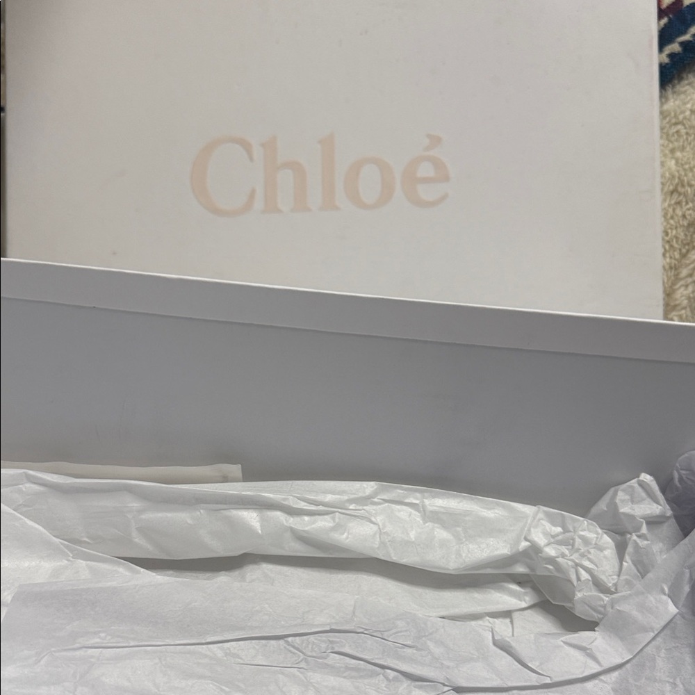 Chloé White Shoes  Box  Empty